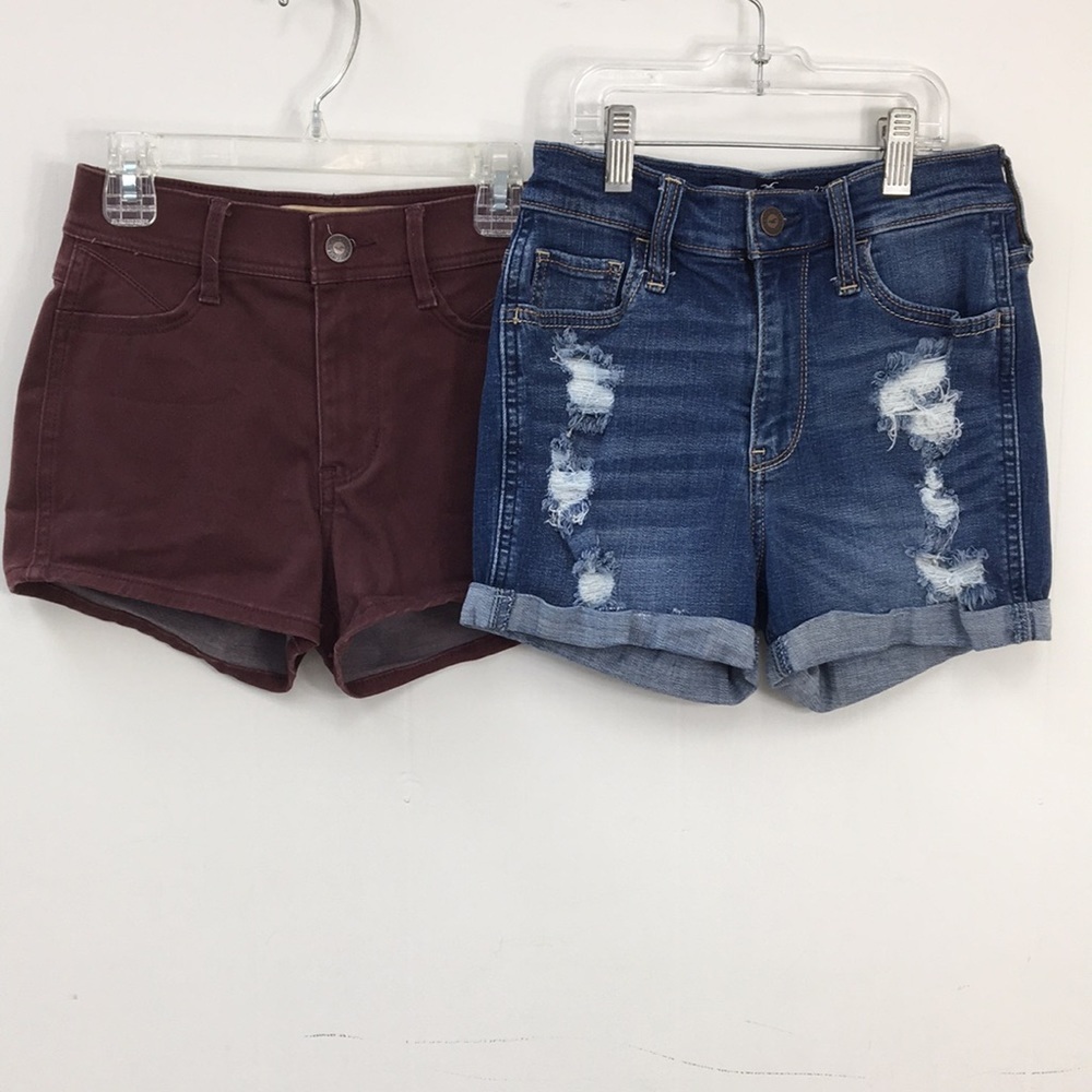 Hollister Women's Shorts Bundle of 2 Size 00 Waist 23 EXCELLENT Condition